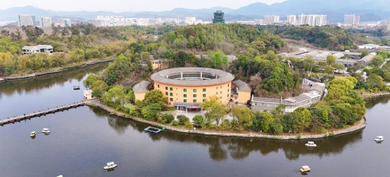 赣州五龙客家风情园龙安围酒店图片
