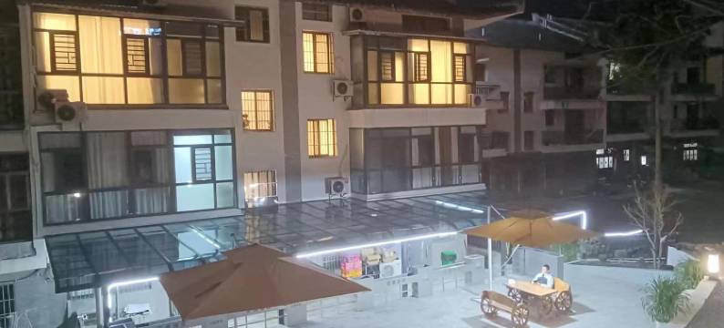 百里杜鹃花园酒店图片