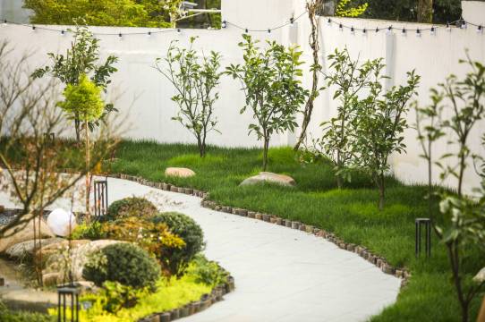 枫林晚居之家庭院(高铁站弦高古城店)图片