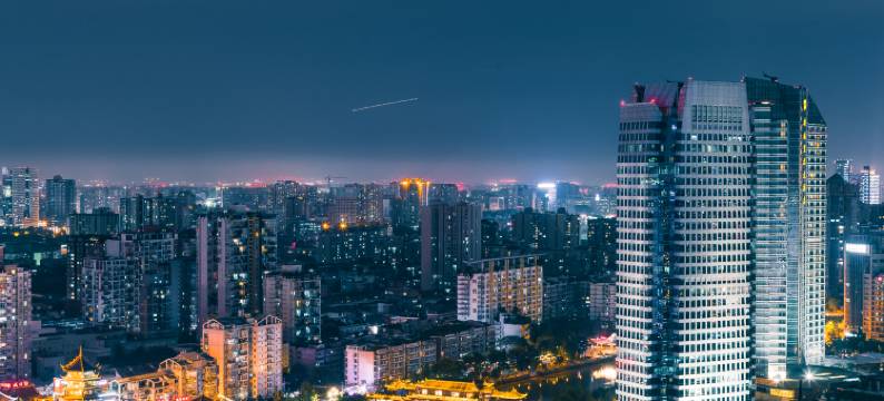 云游高端LOFT酒店公寓(九眼桥店)图片