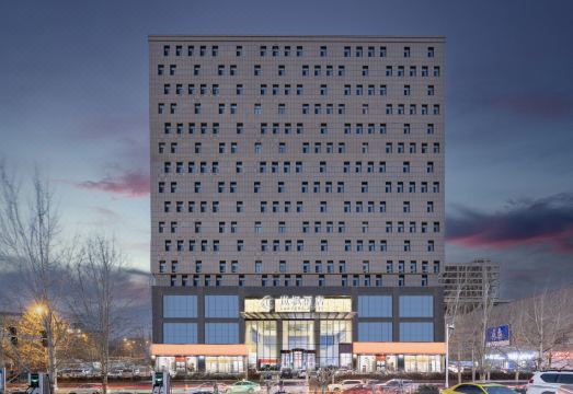 鄂尔多斯岚枫酒店外景图