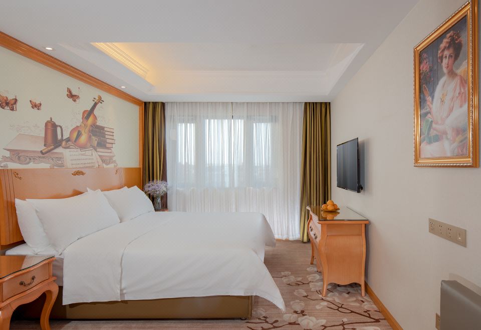 Vienna Hotel (Dongguan Shatian Humen'gang) Hotel Overview