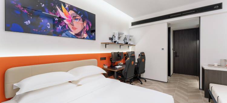 布尼顿电竞酒店(润达国际店)图片