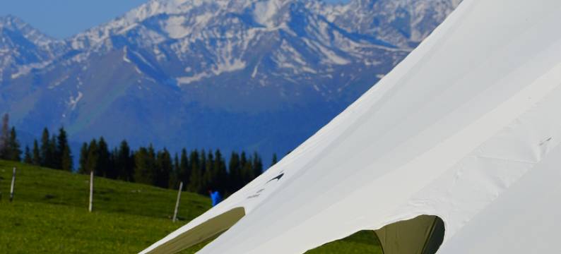 喀拉峻森禾营地图片