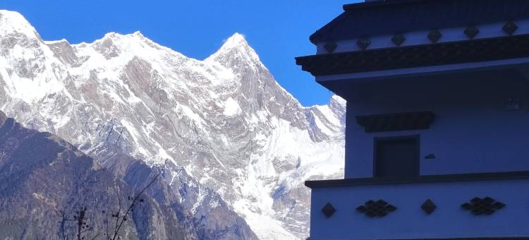 香巴拉·南迦巴瓦山居图片