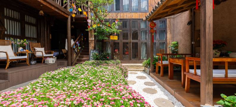 不见山·木瓦隐舍T² Hide白族治愈小院(大理人民路洋人街店)图片