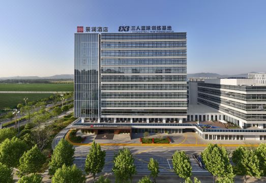 德清地理讯息小镇景澜酒店（银泰城店）外景图