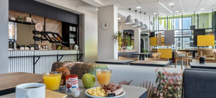 桑特B&B住宿加早餐酒店(B&B Hotel Saintes)图片