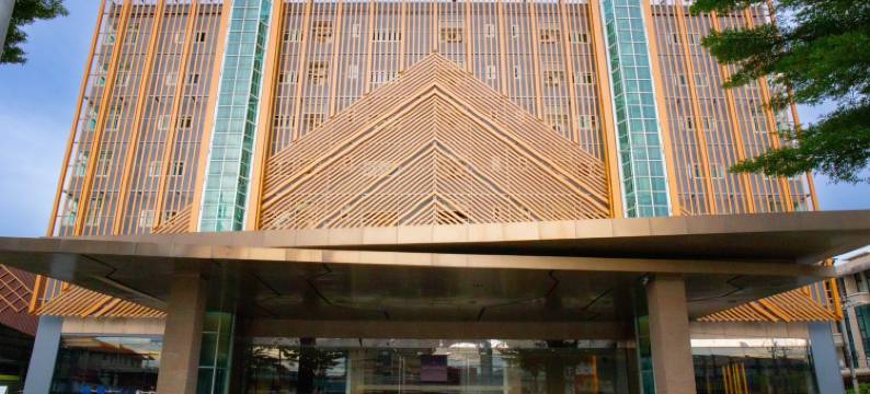 斯里瓦里素萬那普機場飯店(Le Srivaree Suvarnabhumi Airport Hotel)图片