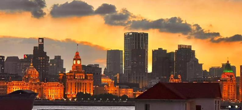 上海北外滩大连路地铁站亚朵酒店图片