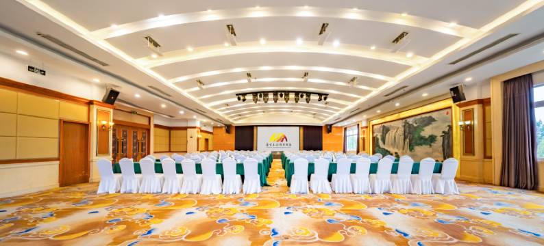 重庆东方山水假日酒店图片