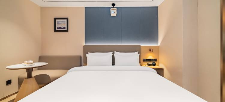 艺龙安悦酒店(上海虹桥水城路地铁站店)图片