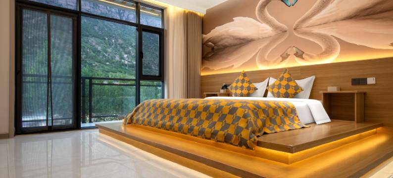 山涧名宿(宝泉旅游度假区店)图片