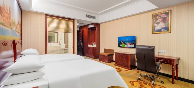 维也纳酒店(常州金坛凤凰城店)图片