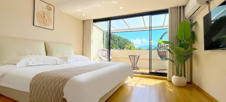 白月光·Meet the mountain·观山景度假民宿(天堂寨风景区店)图片