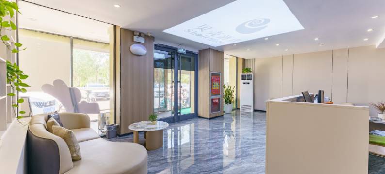 竞族电竞民宿(石家庄晋州人民医院店)图片