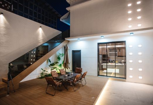 Poetry | verse designer intelligent oxygen environment Hotel Overview