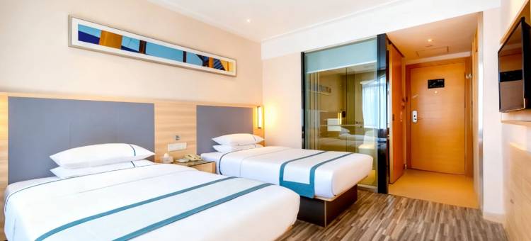 Q加·东兴意利时尚酒店图片