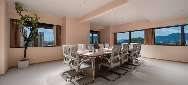 旅青春·L设计师民宿(四川文理学院莲湖校区店)图片