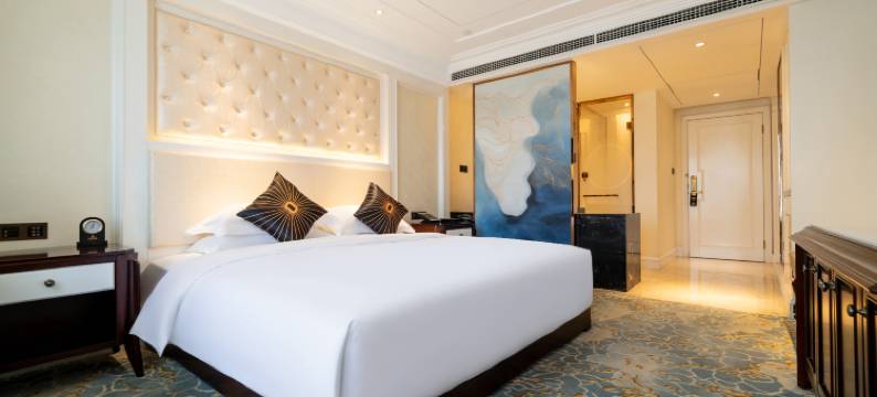 Smile·凤凰大酒店(遵义国贸春天百货购物中心店)图片