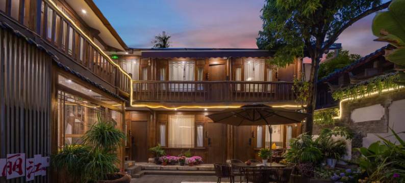 芳华设计师Music美宿(古城忠义市场店)图片