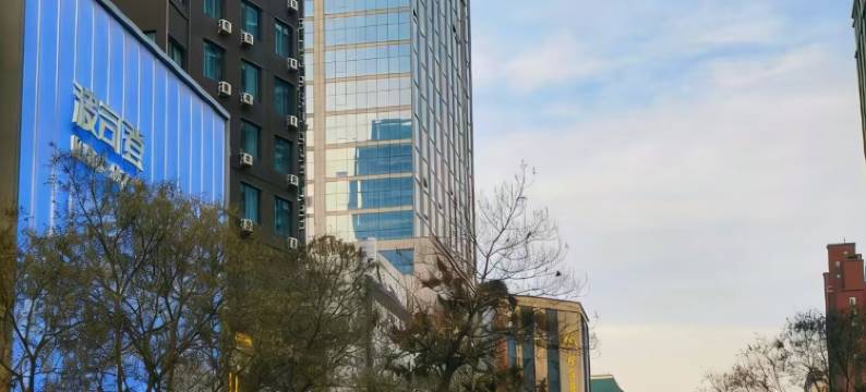 青辰酒店(兰州张掖路步行街省政府地铁站店)图片