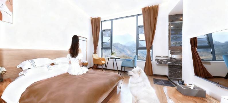 鸿游•山海|VIGOROUS•DREAMERS•伴山隐奢艺墅(大理古城观景露台店)图片