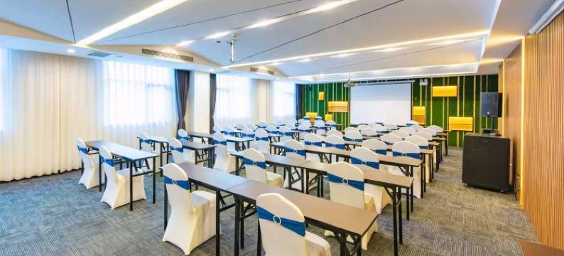 艾扉酒店(保定易县店)图片