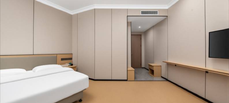 尚辰商务宾馆(信阳火车站店)图片