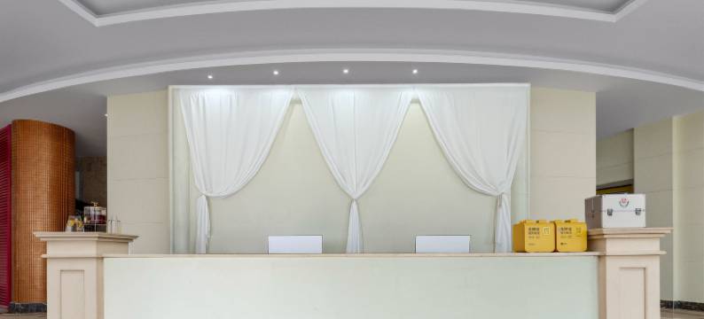 天悦假日酒店(荔波邓恩铭广场美食街店)图片