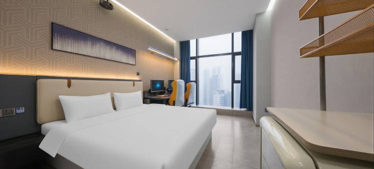 阿雅达·江景电竞酒店(长沙滨江万象城店)图片