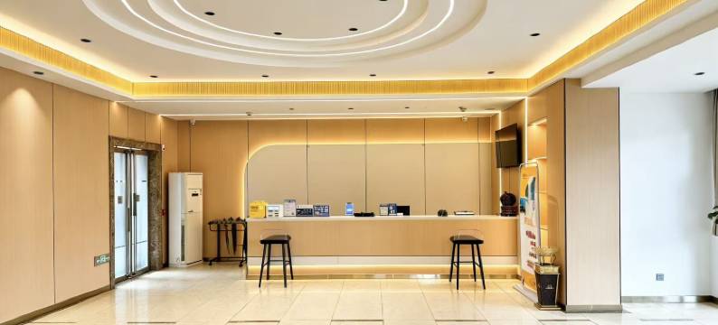 南阳白云宾馆(万达广场医圣祠店)图片
