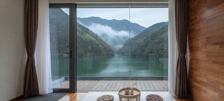 向野而生·神都武备(临安店)图片