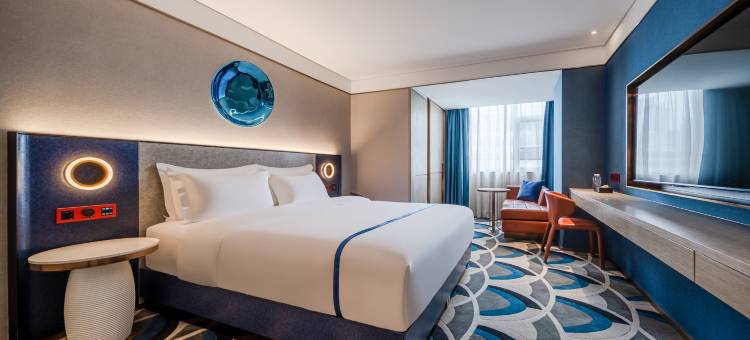 武汉江汉路步行街万象城枫渡酒店图片