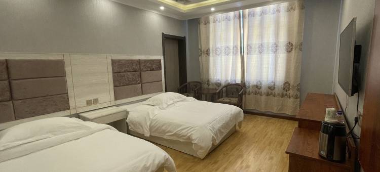 班玛阿坝大酒店图片