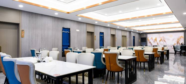 香港蝴蝶酒店(安庆高琦小学第四中学店)图片