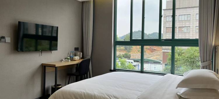 星凯酒店(余杭万达广场南湖东地铁站店)图片