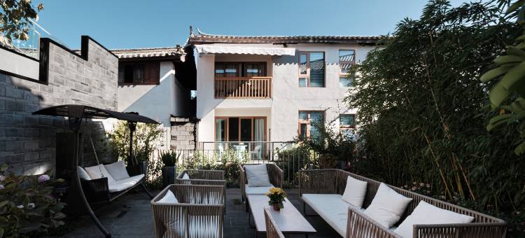 丽镘丨花林溪畔徽派诧寂风度假庭院(丽江古城南门木府店)图片