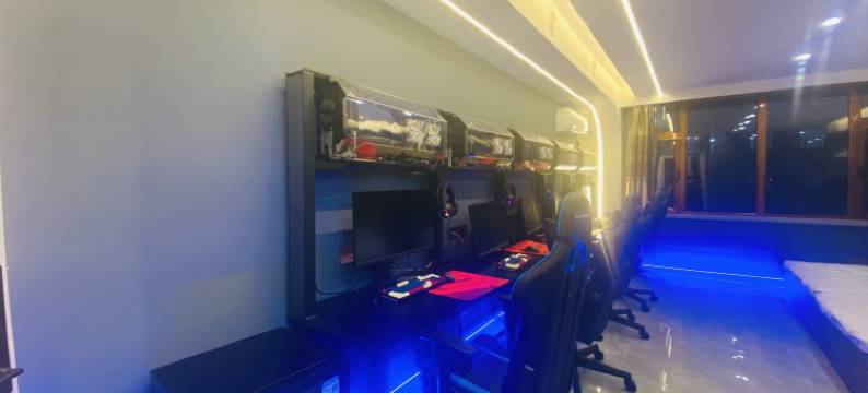 磐石名流电竞宾馆图片