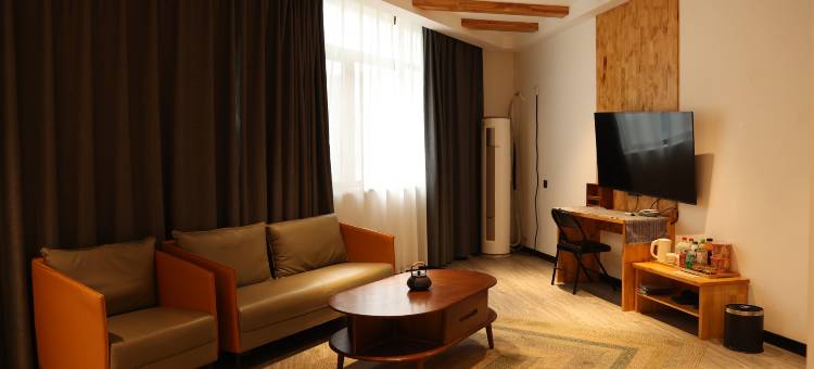 源木舍酒店(周口融辉城店)图片