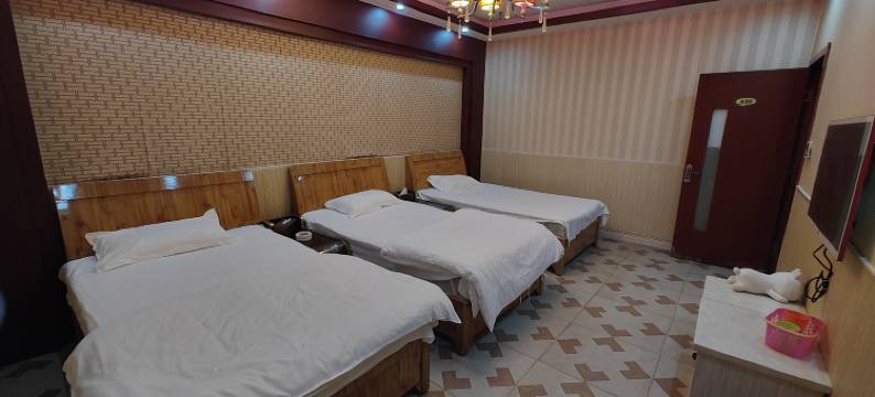 新天泉洗浴温泉酒店图片