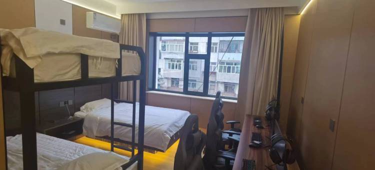 半十先生酒店图片