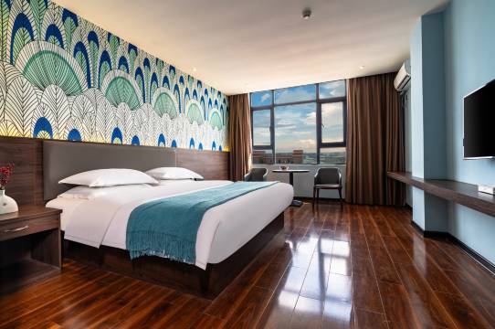 贵港王者大酒店(江南大道八塘工业园店)