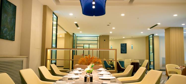 玉树万信至格酒店图片