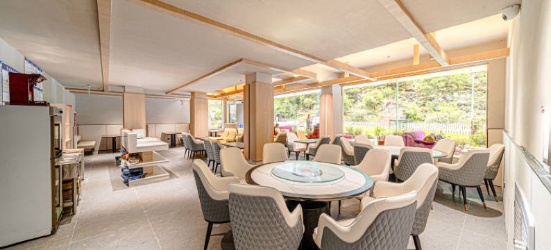 岚悦溪酒店(理小路店)图片