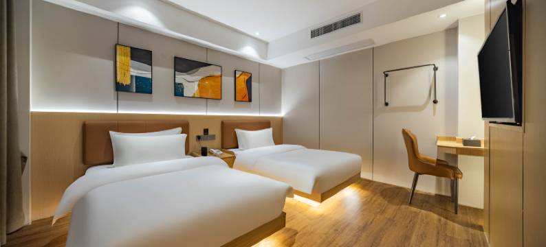 造梦师电竞民宿(南充火车站店)图片