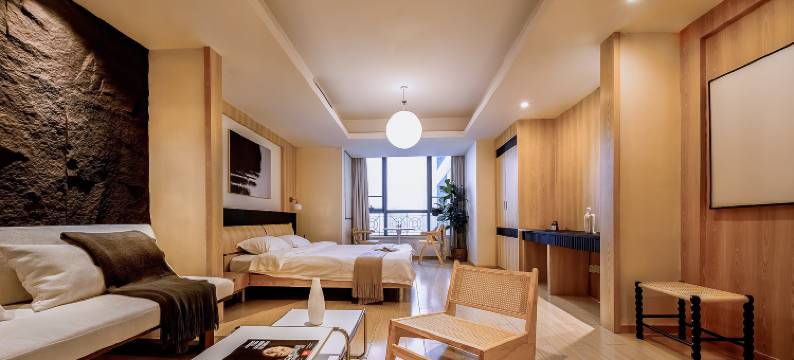 自由生长民宿(南京新街口金轮国际广场店)图片