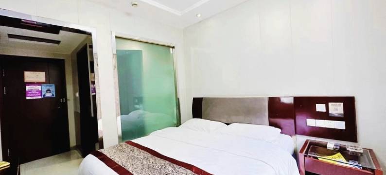 杭州泰城假日酒店(乔司地铁站店)图片