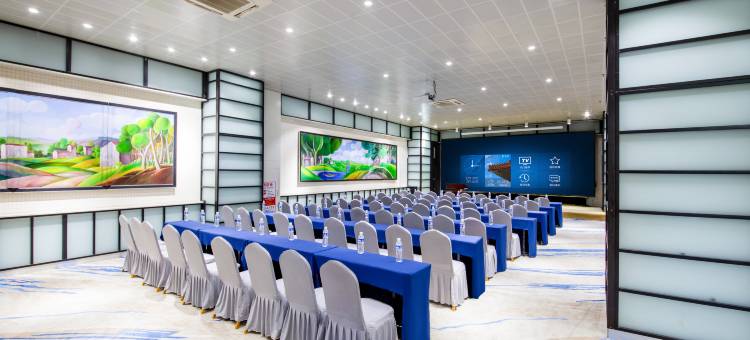 喜鹊愉家旅馆(郑州曼哈顿东明路旗舰店)图片