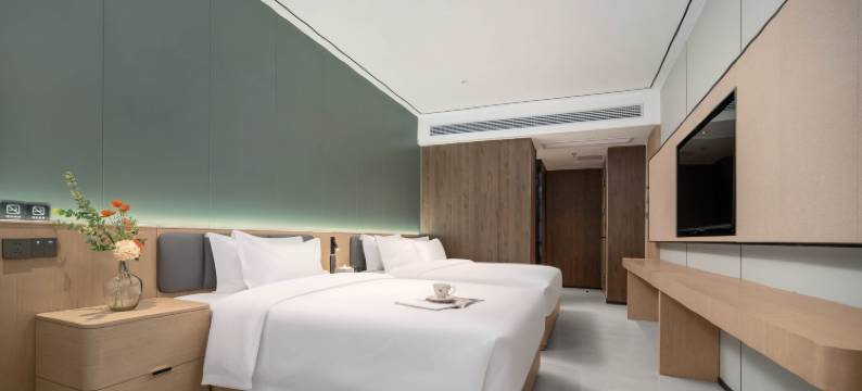 一百米酒店(长沙高铁南站东广场国际会展中心店)图片